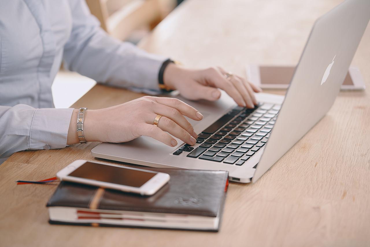 MacBookのファンがうるさいときの対処法